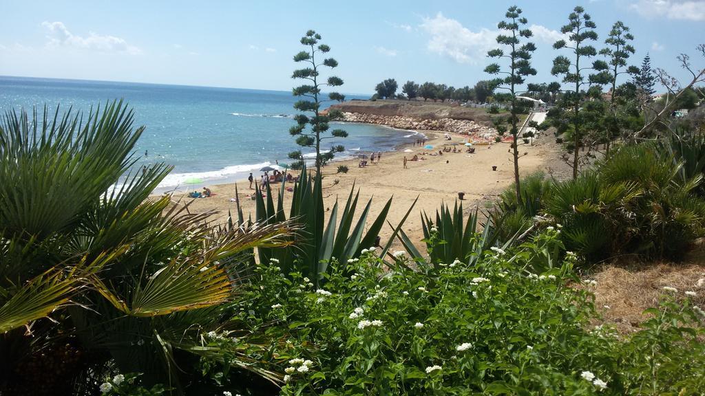 Avola Holidays Pokoj fotografie